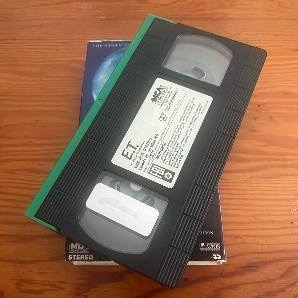 E.T. The Extra-Terrestrial VHS Tape Green Flap